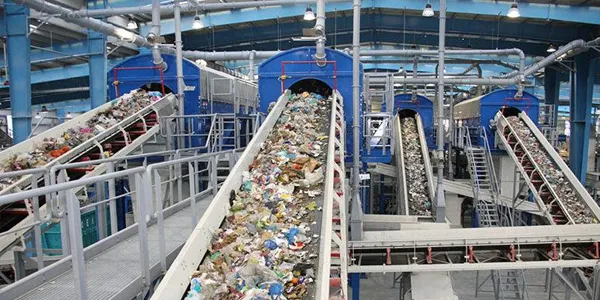 Crane for waste managment plant